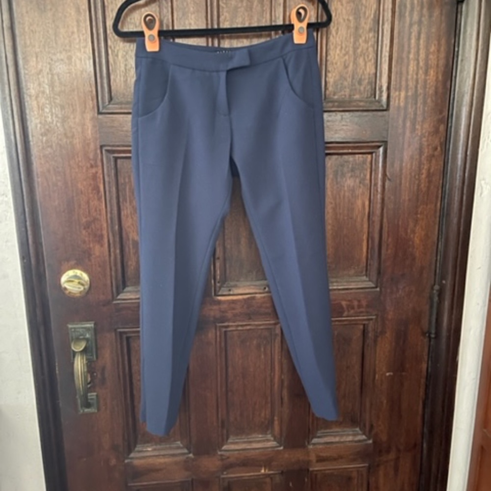Sisley Dark Blue Capri Pants, Size 4